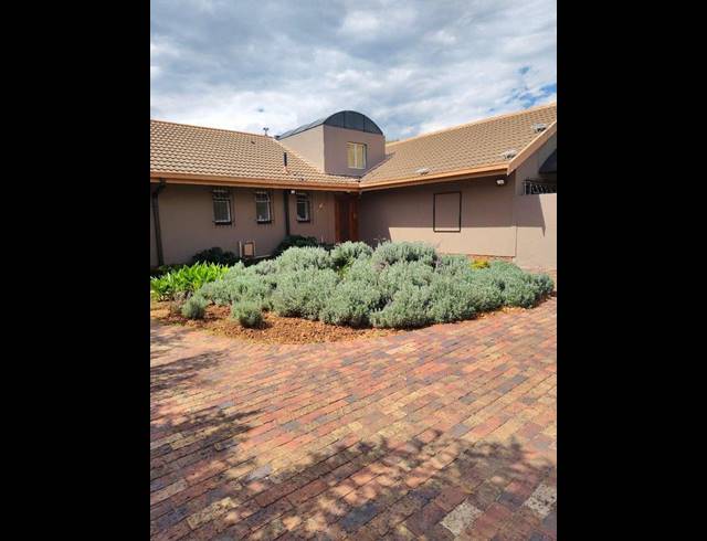 3 BEDROOM HOUSE FOR SALE IN VAAL PARK EXT 1